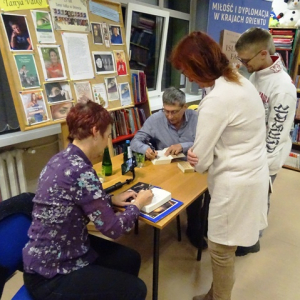 Tanya Valko i Igor Kaczmarczyk podpisują książki