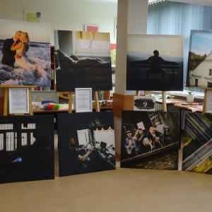 Wystawa fotografii Jarosława Dulnego pt. „W fotograficznym wirze” 